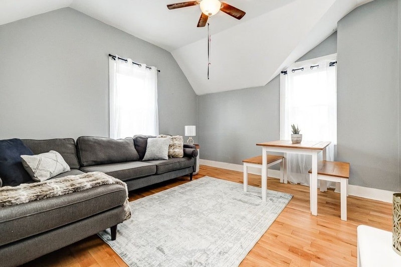 231 Herriott, Carleton Place Furnished 1 Bedroom Long Term Rentals