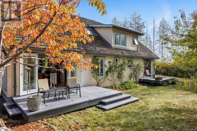 1901 East Rd Denman Island, British Columbia in Houses for Sale in Comox / Courtenay / Cumberland - Image 25