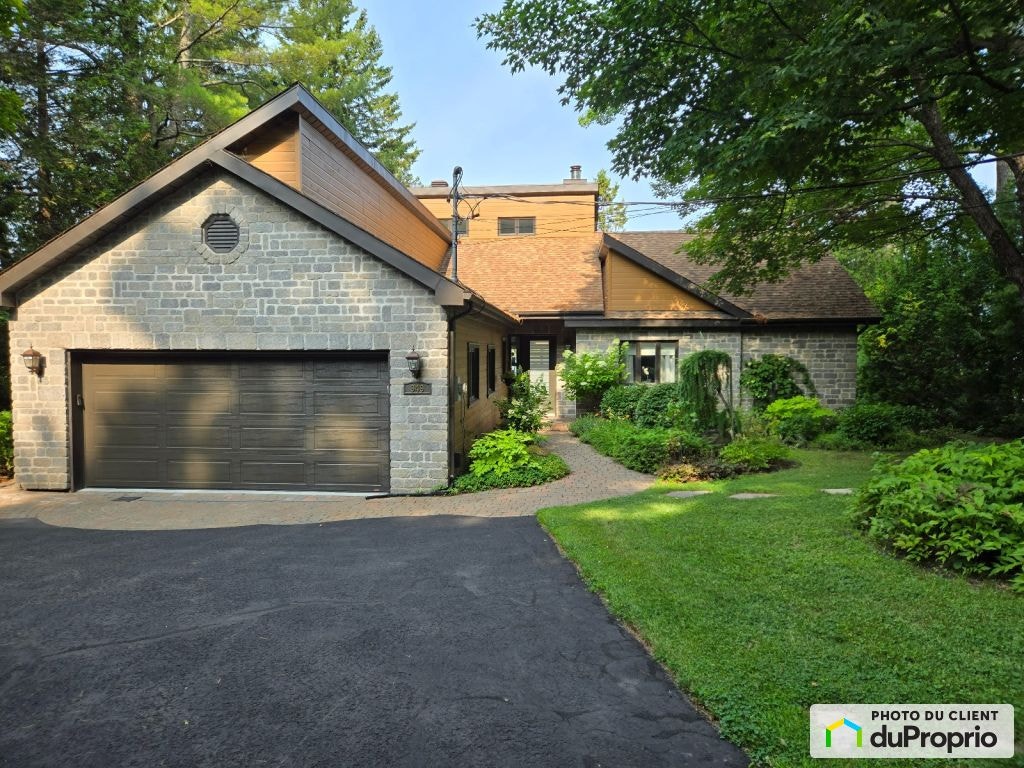$1,350,000 - Bungalow for sale in St-Hippolyte — photo 3