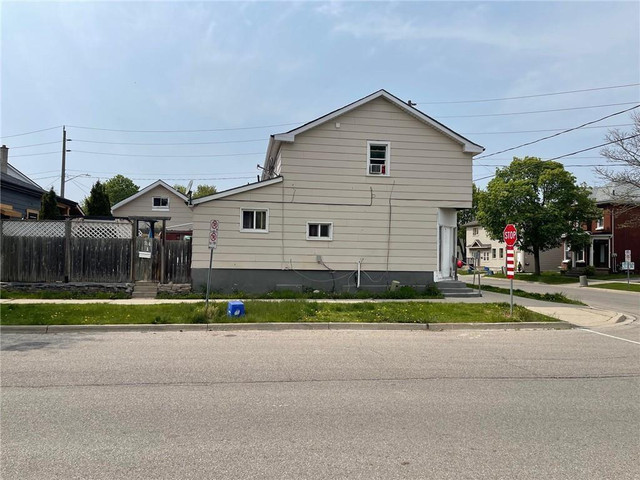 24 Duke Street Brantford, Ontario in Houses for Sale in Brantford - Image 3