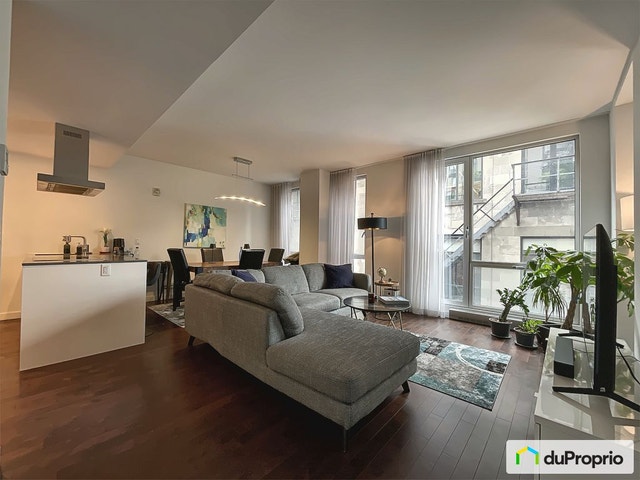 $401,000 - Condominium in Ville-Marie (downtown, old Mtl) — photo 1