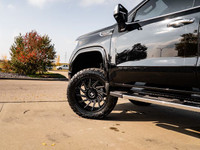Welcome to Sherwood Buick GMC! 2025 GMC Sierra 1500 Denali powered by a 6 BDS lift, riding on 22x10... (image 9)