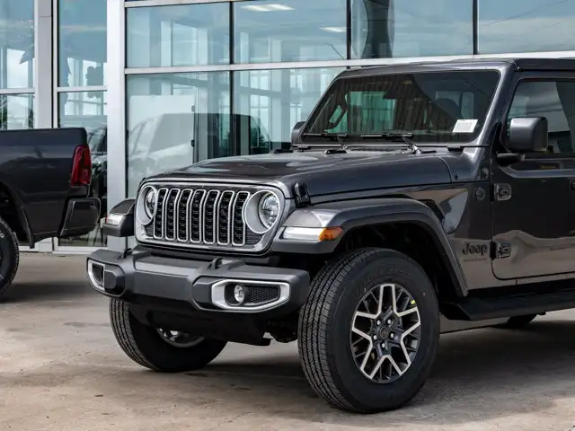 2026 Jeep Wrangler Sahara in Cars & Trucks in Barrie - Image 15