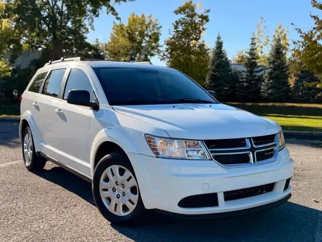 2016 Dodge Journey, 4-Cylinder, Touchscreen, Extra Clean!