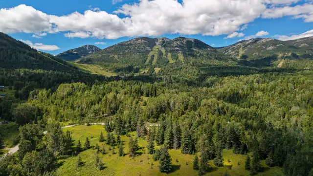 New build 2 bed 2 bath home on 5 acres with stunning views63654772263811124
