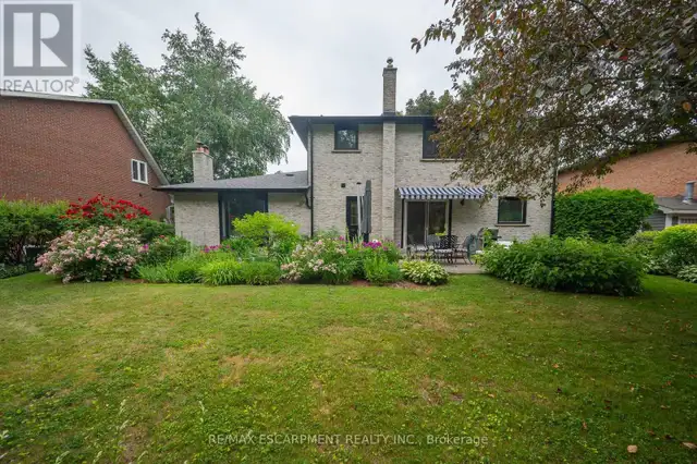 1354 EDGEWARE ROAD Oakville (FA Falgarwood), Ontario in Houses for Sale in Oakville / Halton Region - Image 38
