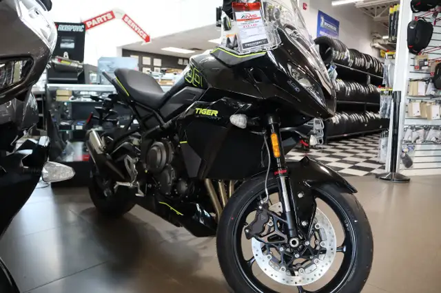 2025 Triumph Tiger Sport 800 Sapphire Black in Sport Touring in Edmonton - Image 2