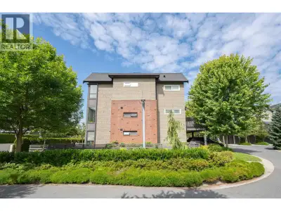 Welcome to refined living at Fremont Indigo by Mosaic. This stylish 2-bedroom, 3-bath townhouse blen...