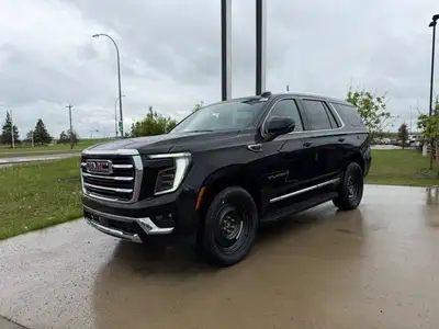 This GMC Yukon boasts a Gas V8 5.3L/ engine powering this Automatic transmission. TRANSMISSION, 10-S...