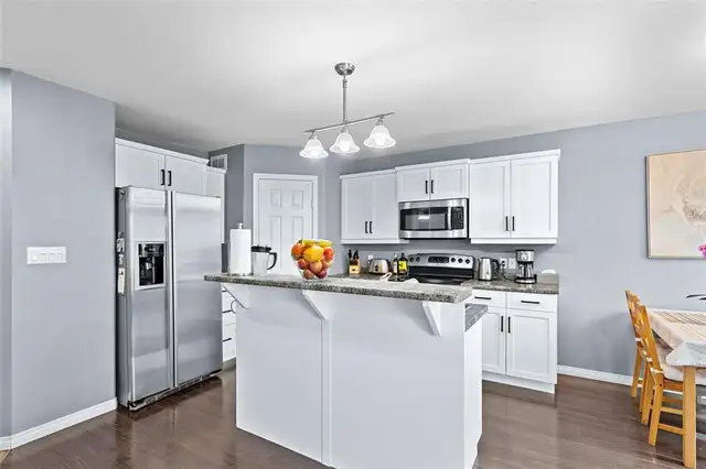 3 Landsbury Lane Niverville, Manitoba62854412270083121