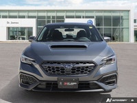 * AWD System: Symmetrical All-Wheel Drive with a viscous-coupling limited-slip centre differential *... (image 7)