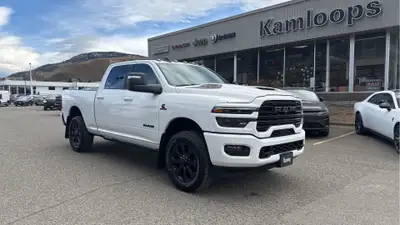 6.7 Cummins HO Turbo Diesel, Night Edition, Sunroof, Leather Seats, Auto Leveling Rear Air Suspensio...