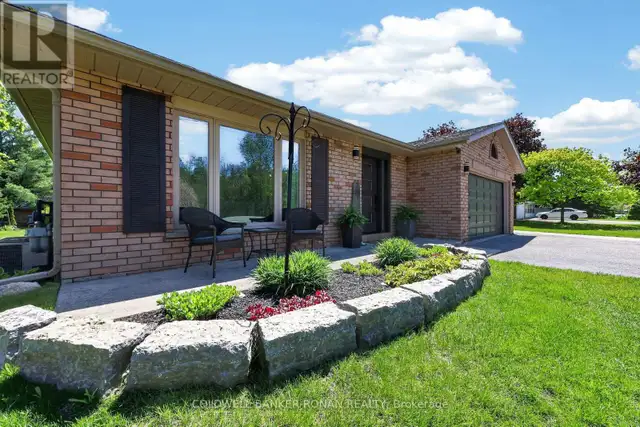 1959 SNOW VALLEY ROAD Springwater (Snow Valley), Ontario in Houses for Sale in Oakville / Halton Region - Image 4