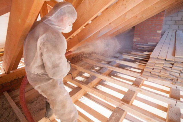 Attic insulation and removal (blow in) in Insulation in City of Toronto - Image 2