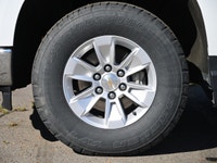 2025 Chevrolet Silverado 1500 Crew Cab LT | 5.3L V8 | 51,548 km | Truck Season Ready Canadian streng... (image 7)
