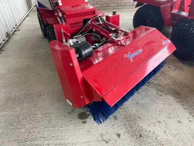 2021 VENTRAC NJ380 SIDEWALK SNOW BROOM STOCK # A036100 38 INCH WORKING WIDTH 35 INCH ANGLED WIDTH Th...