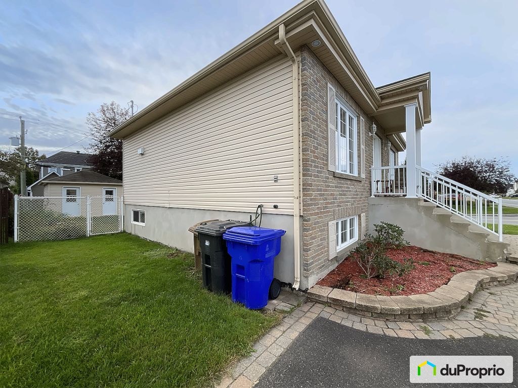 $530,000 - Duplex for sale in St-Amable — photo 2