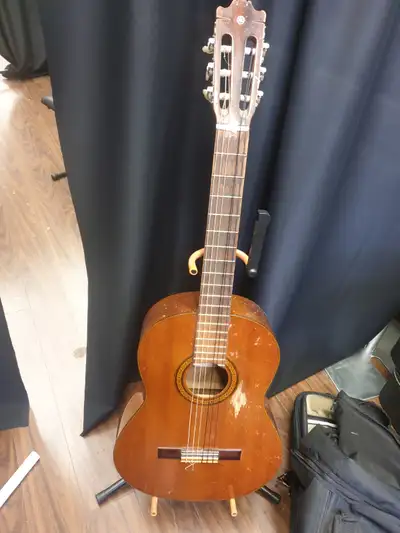 Yamaha Classical G231, View more