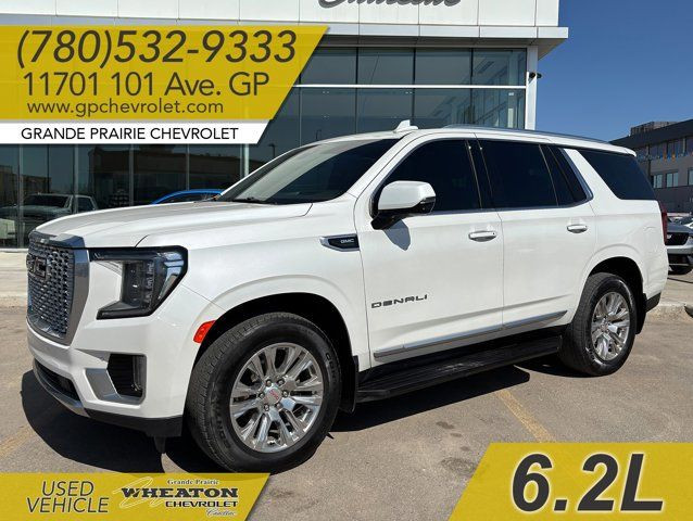 2022 GMC Yukon Denali 6.2L Quad Seats in Cars & Trucks in Grande Prairie