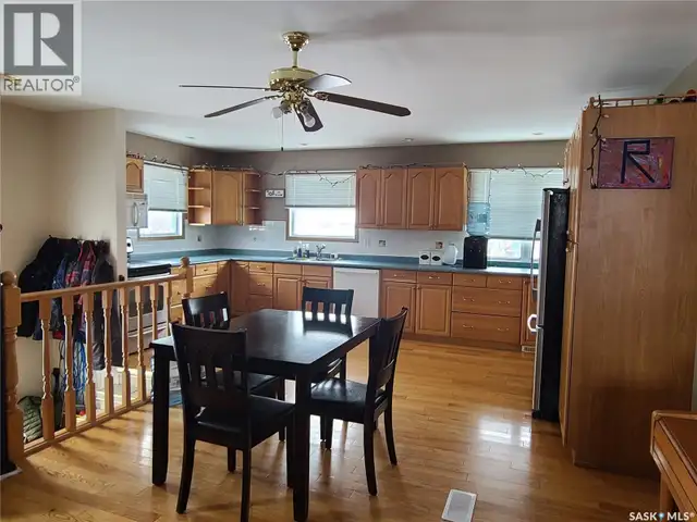 46 Newcombe STREET Manor, Saskatchewan in Houses for Sale in Regina - Image 8