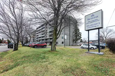 Building Description $1000 OFF FIRST MONTHS RENT FOR MILITARY & EMERGENCY RESPONDERS* *Conditions ap...