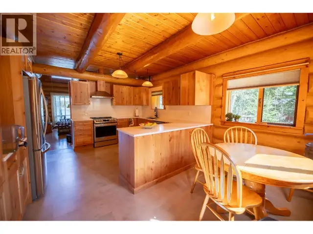 7145 LINCOLN DRIVE Bridge Lake, British Columbia in Houses for Sale in 100 Mile House - Image 9