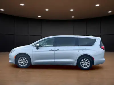 Price includes $1,000 finance credit. Price does not include fees or taxes. Experience the 2023 Chry...