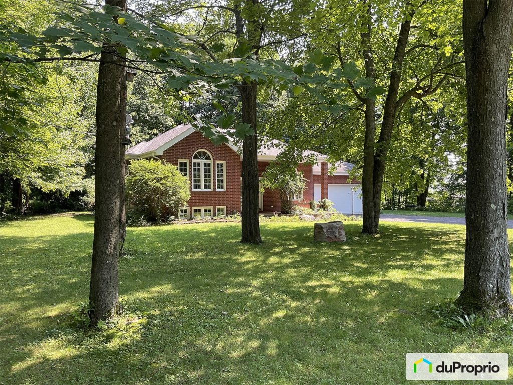 $749,500 - Bungalow for sale in St-Ambroise-De-Kildare — photo 2
