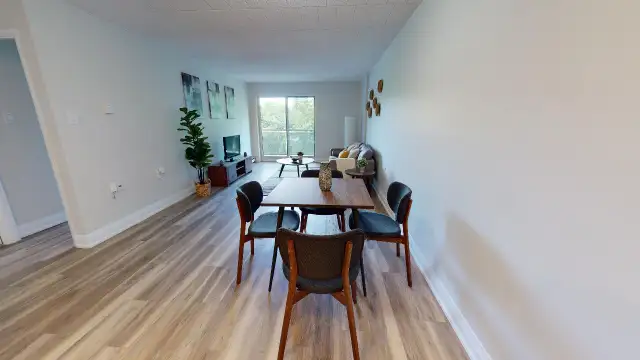 Apartment for Rent at Silvercreek Parkway, Guelph in Long Term Rentals in Guelph - Image 4