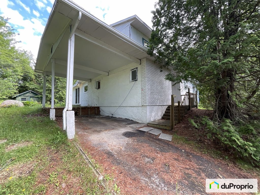 $418,000 - 1 1/2 Storey for sale in Estérel — photo 2