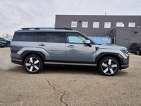 This Hyundai Santa Fe Hybrid has a strong Intercooled Turbo Gas/Electric I-4 1.6 L/98 engine powerin... (image 5)