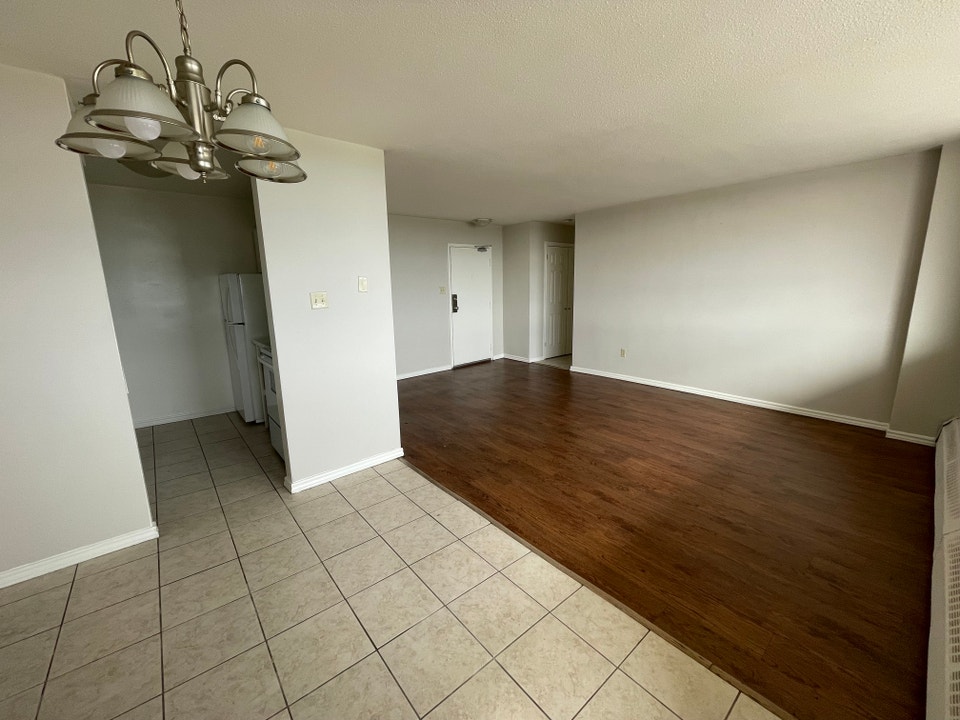 Two bedroom apartment for rent - 1 MONTH FREE* 3
