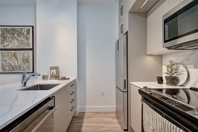 Contemporary urban living at The Shanley in Long Term Rentals in Kitchener / Waterloo - Image 10