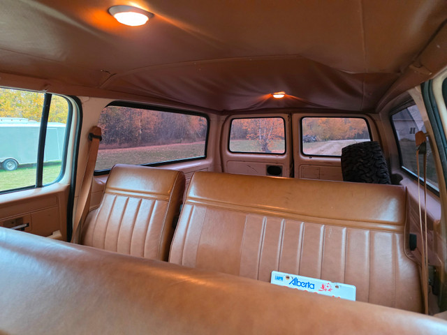 1991 CHEVROLET SUBURBAN 2500 FOR SALE in Cars & Trucks in Edmonton - Image 4