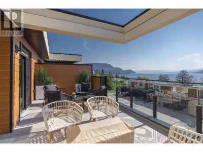 OPEN HOUSE May 18, 12-3:00 ***SPECIAL DEVELOPER INCENTIVES: Save up to $68,000! The developer is cov...