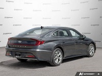 Crowfoot Hyundai, AMVIC Licensed Dealer Mileage: 103,279 km Upgrade your daily commute with this inc... (image 4)