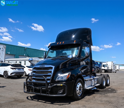 The 2022 Freightliner Cascadia Daycab is for sale by Target Truck Sales and is in great condition –...