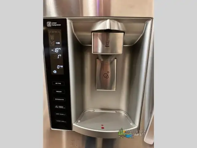 2018 Forest River RV Georgetown 7 Series 34P7 only 12 k Miles in RVs & Motorhomes in Moncton - Image 29