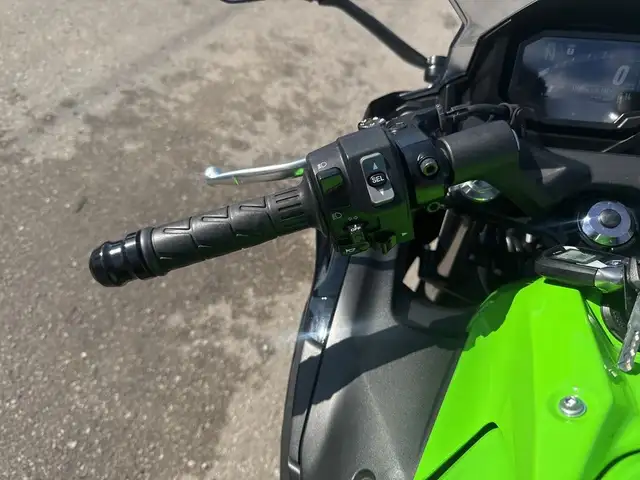 2024 Kawasaki Ninja 650 ~ NINJA 650 ~ ABS ~ KRT EDITION ~ NICE B in Sport Bikes in City of Toronto - Image 24