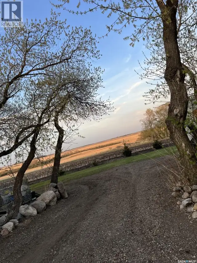 Kozmech Acreage Wallace Rm No. 243, Saskatchewan in Houses for Sale in Regina - Image 10