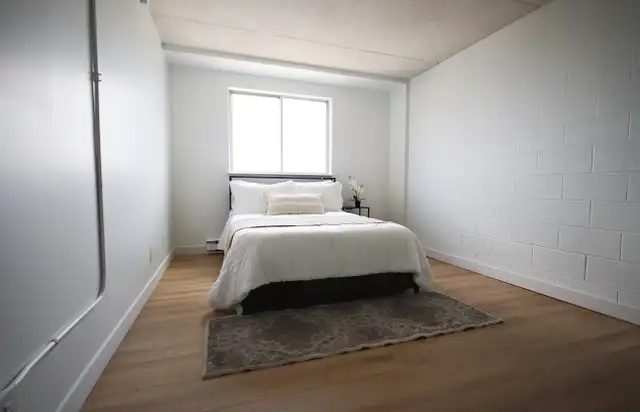 All Inclusive Student Rentals in Long Term Rentals in Kitchener / Waterloo - Image 4