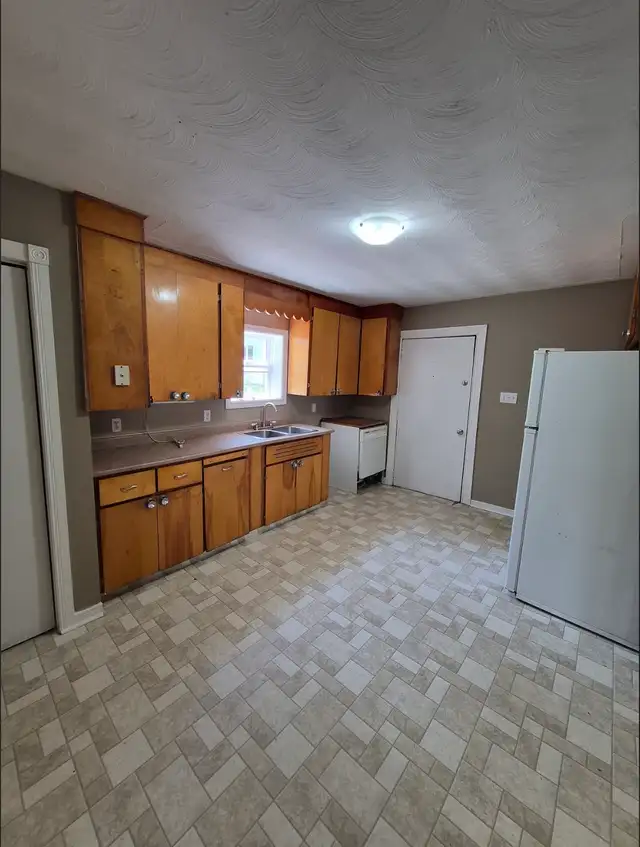 68 O'Connell Ave, Unit B in Long Term Rentals in Saint John - Image 4