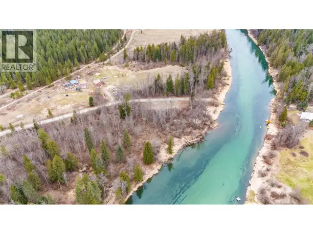 Nixon Road Lot# 83 Appledale, British Columbia in Land for Sale in Nelson - Image 2