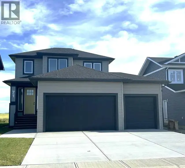 71 Vincent Crescent Olds, Alberta in Houses for Sale in Calgary - Image 3