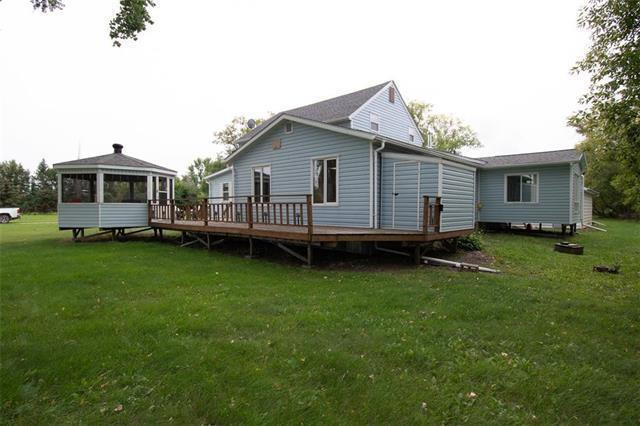 45025 Rd 64 Road W Portage La Prairie Rm, Manitoba in Houses for Sale in Portage la Prairie - Image 2