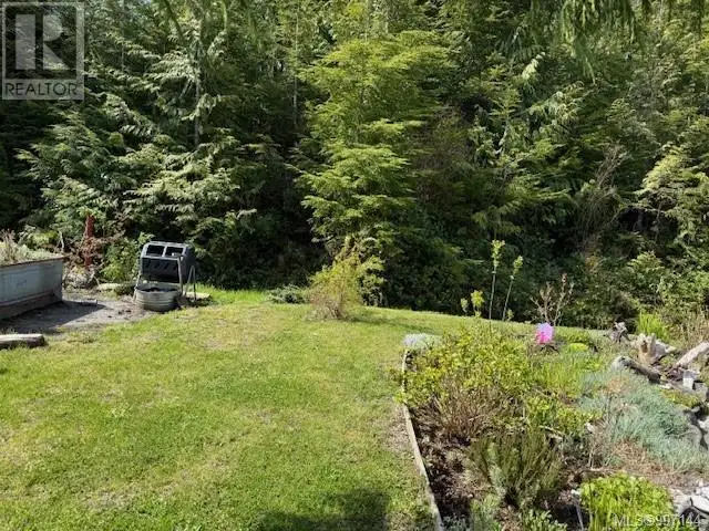 34 5250 Beaver Harbour Rd Port Hardy, British Columbia in Houses for Sale in Port Hardy / Port McNeill - Image 8