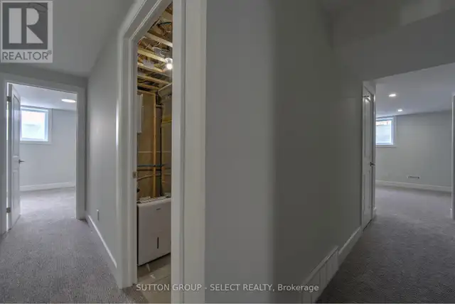 19 LOIS COURT Lambton Shores (Grand Bend), Ontario in Houses for Sale in Grand Bend - Image 36