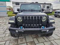 Kijiji Engine: 4 Cylinder Engine 2.0L L/100Km City: 11.6 L/100Km Hwy: 11.9 Safety Equipment ABS And... (image 1)