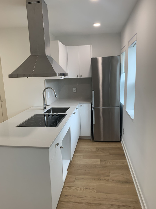 Renovated one bedroom, Yonge and St. Clair - ID 2380 in Long Term Rentals in City of Toronto