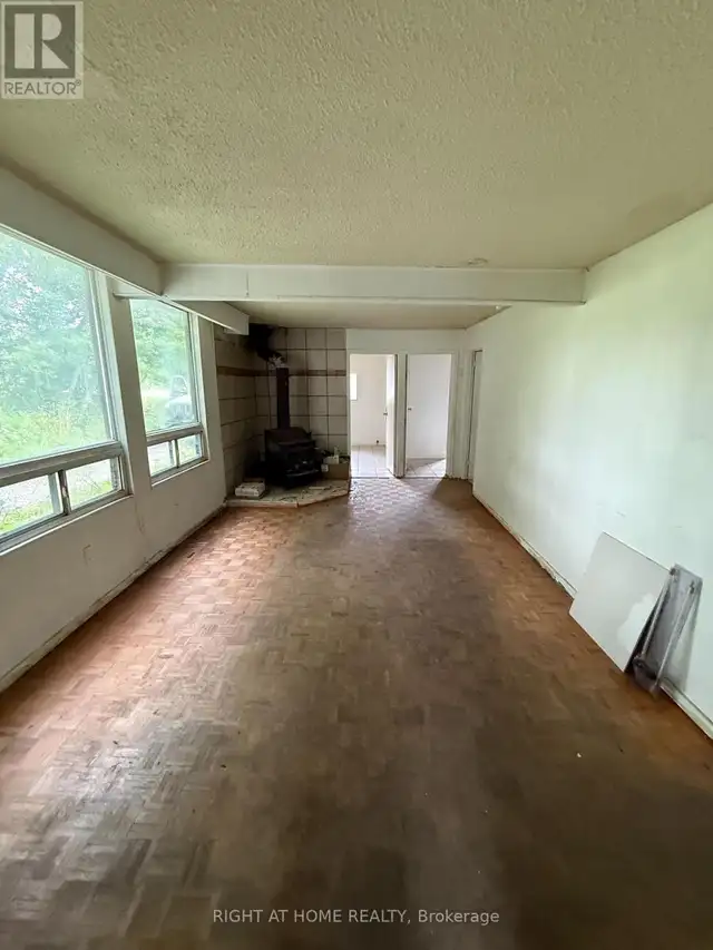 2884 COUNTY RD 89 Innisfil, Ontario in Houses for Sale in Barrie - Image 28